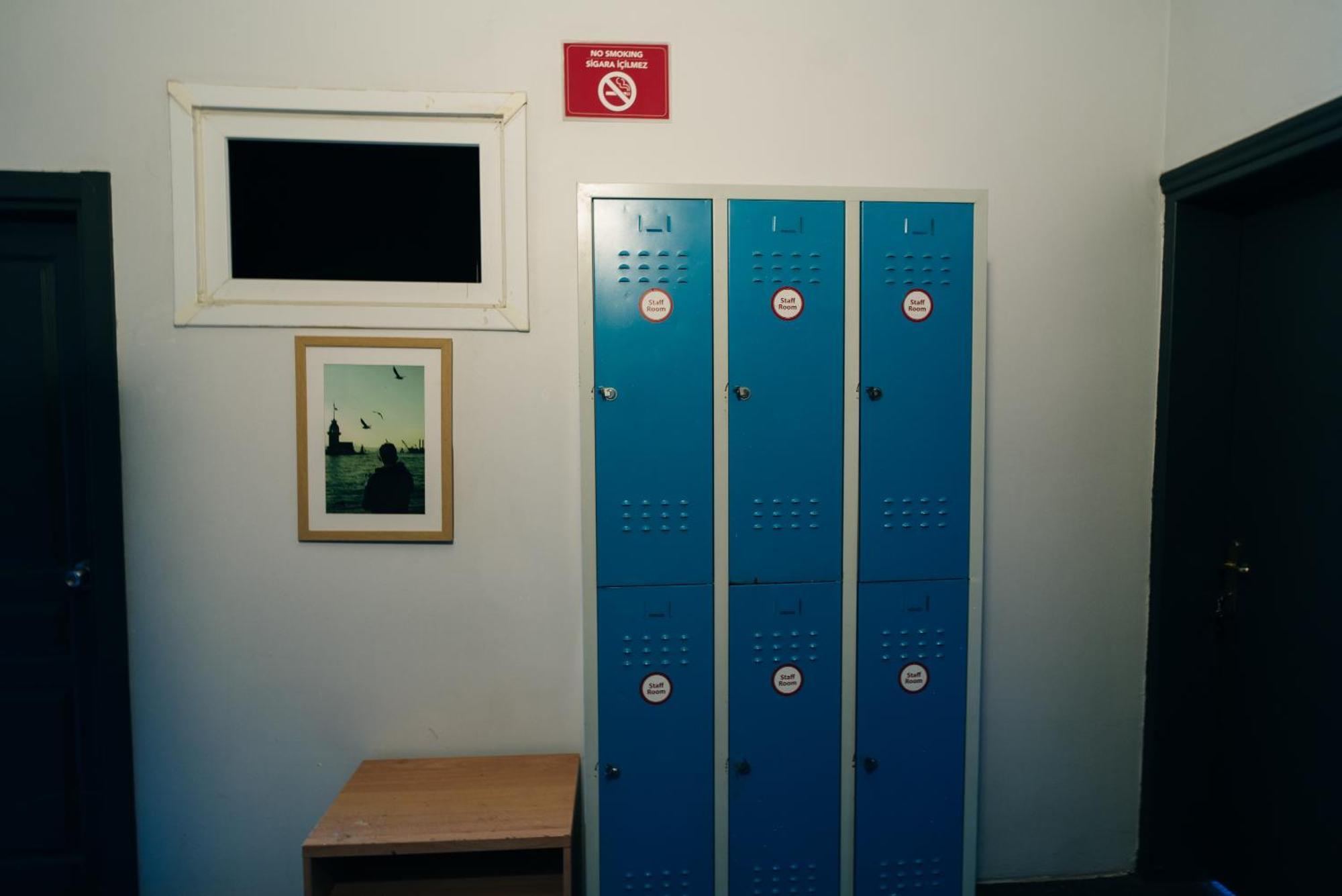 Hostel Hush Lounge *